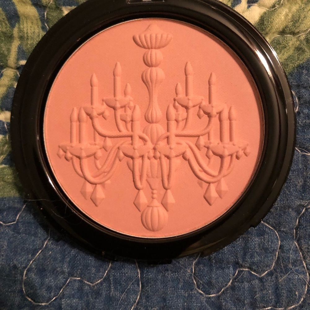 New! Laura Geller Baked Chandelier Glow Blush
